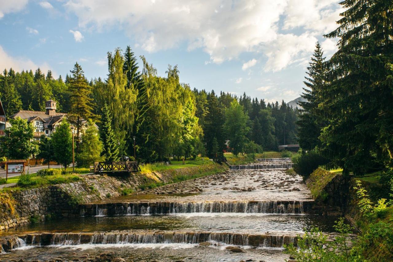 فندق Špindlerŭv Mlýnفي  فندق سافوي المظهر الخارجي الصورة